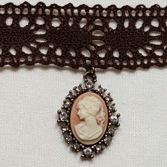 CHOKER - Picture 3 of 6